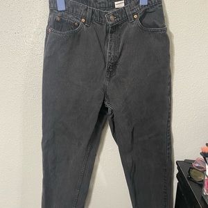 Levis pants
Color: Black
Size: 14
